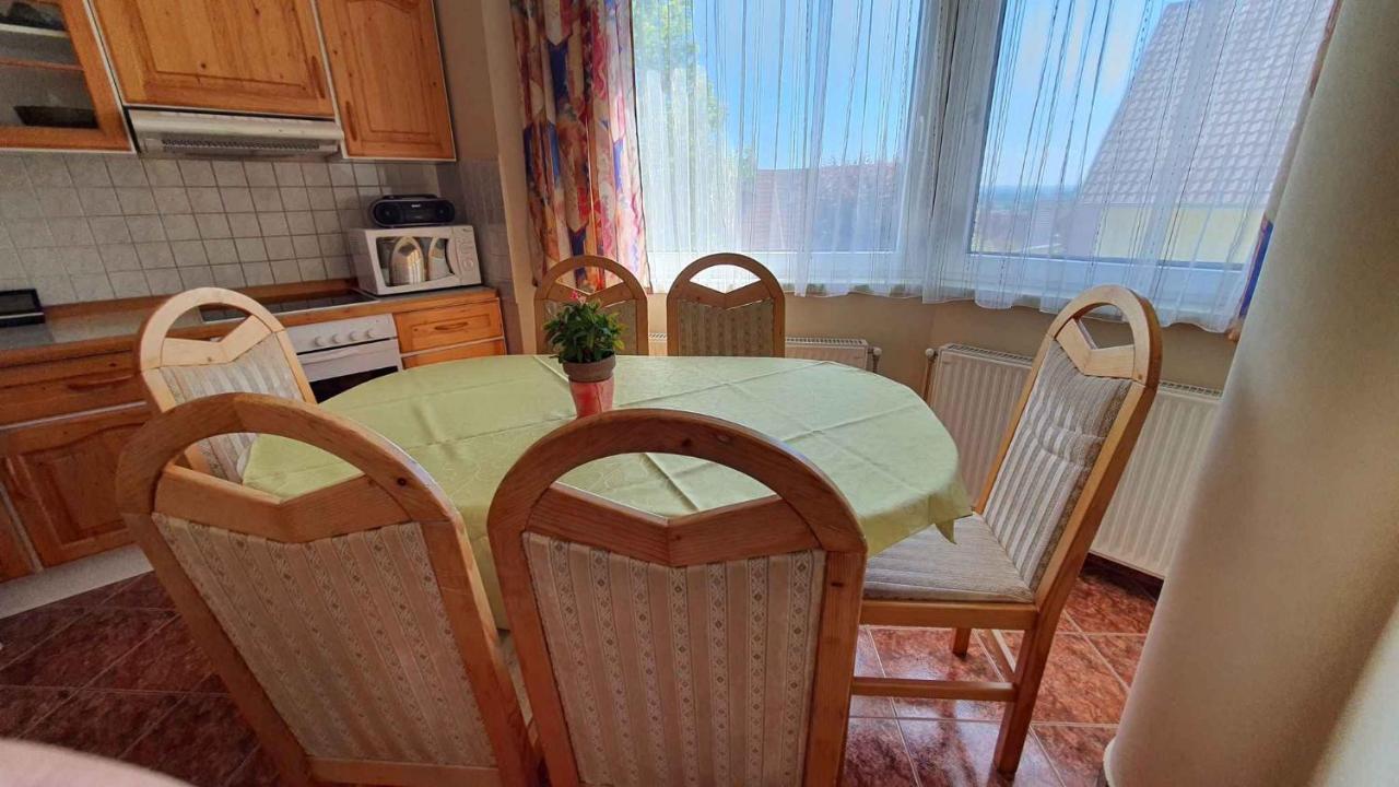 Apartment In Fonyod/Balaton 18580 מראה חיצוני תמונה